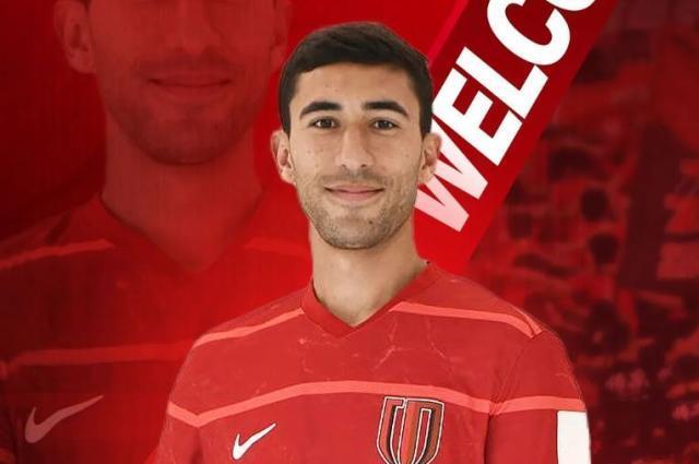 海星直播-【官宣】亚历斯祖、叶戈尔·索罗加盟成都蓉城