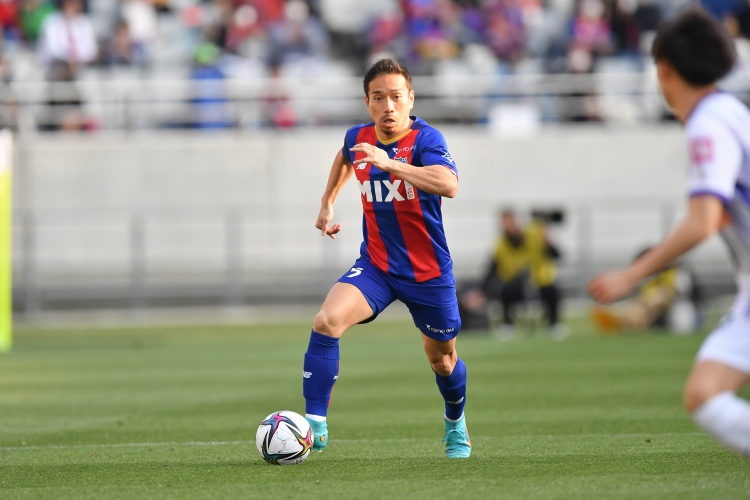 海星直播APP-恐影响世界杯😢长友佑都受伤被担架抬出,无缘日本队3月英国拉练