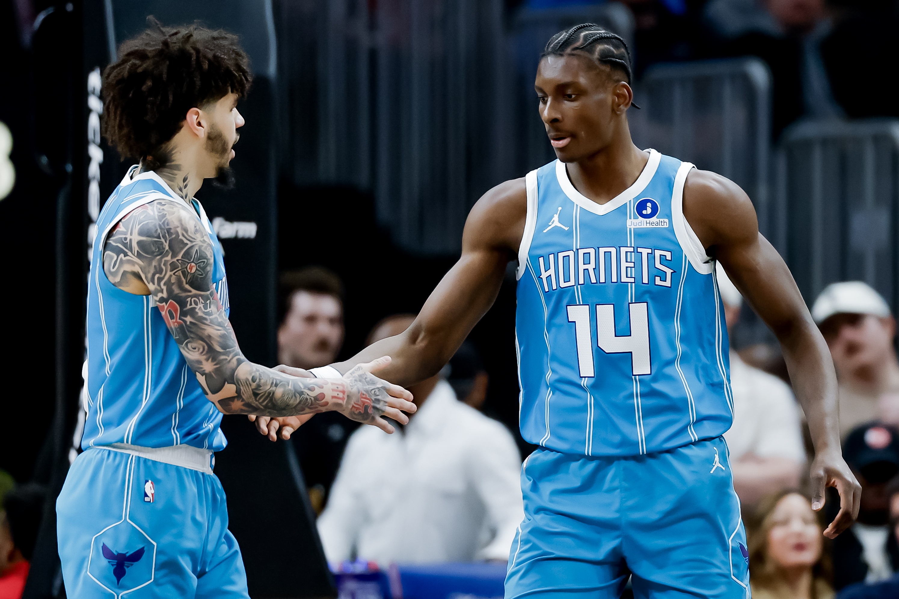 海星体育-NBA彩经：黄蜂击退尼克斯 活塞主场不敌鹈鹕 魔术主场轻取国王